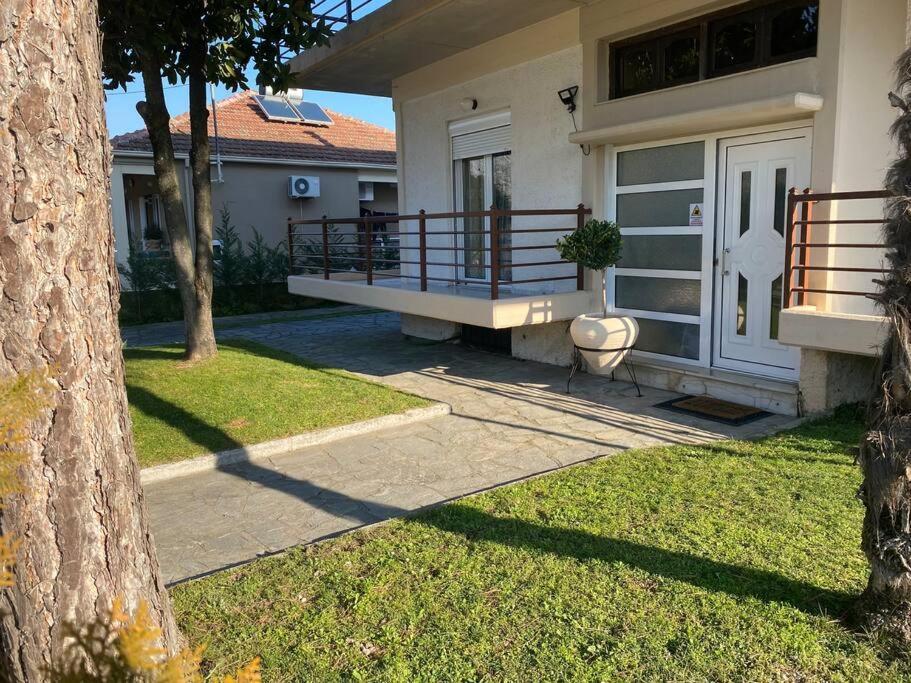 Family'S Home Trikala ภายนอก รูปภาพ